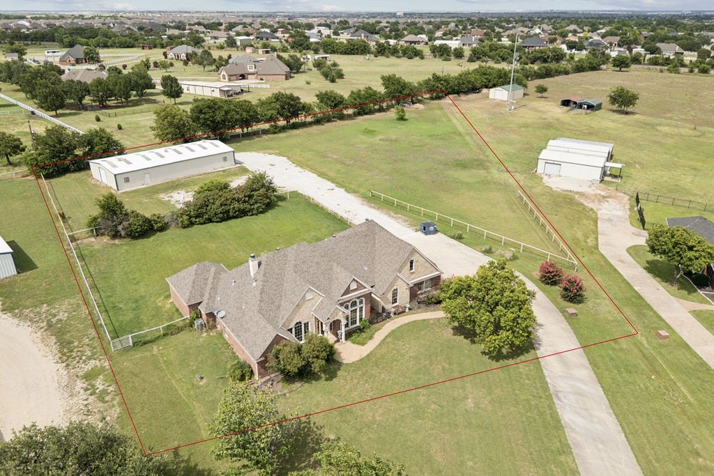 2308 Kella Court, Haslet, TX 76052