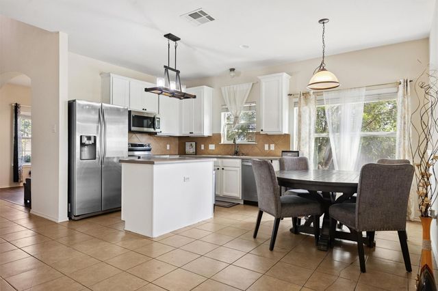 451 Swenson DR, Hutto, TX 78634