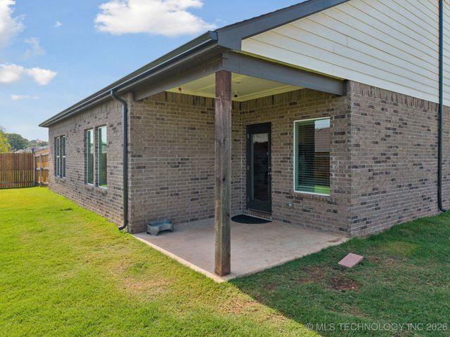7222 E 154th Street S, Bixby, OK 74008