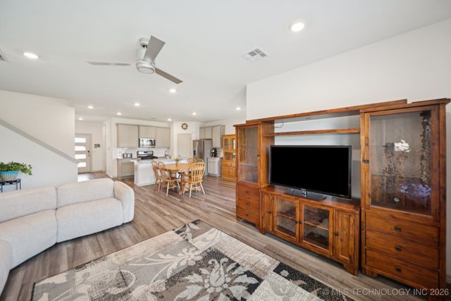 7222 E 154th Street S, Bixby, OK 74008