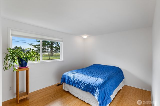 16005 La Conner Whitney Road, La Conner, WA 98257