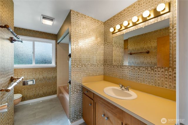 16005 La Conner Whitney Road, La Conner, WA 98257