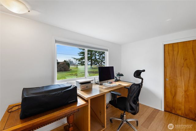 16005 La Conner Whitney Road, La Conner, WA 98257