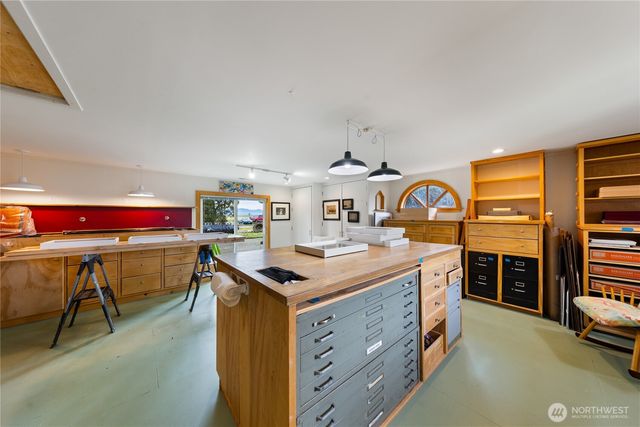 16005 La Conner Whitney Road, La Conner, WA 98257