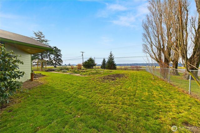 16005 La Conner Whitney Road, La Conner, WA 98257