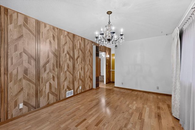4817 Guadalupe Trail NW, Albuquerque, NM 87107