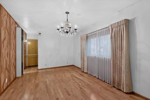 4817 Guadalupe Trail NW, Albuquerque, NM 87107