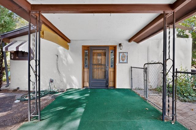 4817 Guadalupe Trail NW, Albuquerque, NM 87107