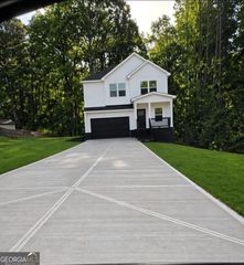 131 Forest Place, Stockbridge, GA 30281