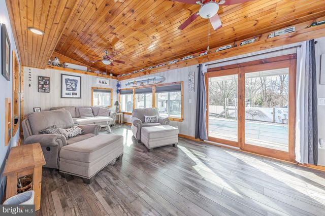 240 LINCOLN AVE, Woodbury Heights, NJ 08097