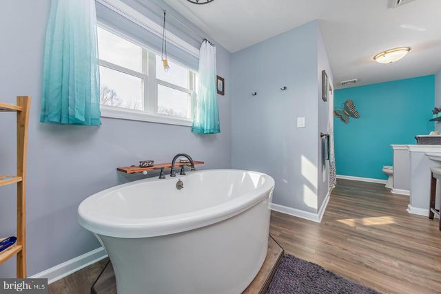 240 LINCOLN AVE, Woodbury Heights, NJ 08097