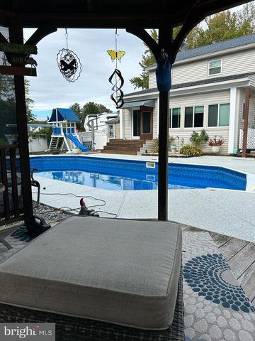 240 LINCOLN AVE, Woodbury Heights, NJ 08097