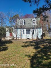 32 Bayview Drive, Brick, NJ 08723
