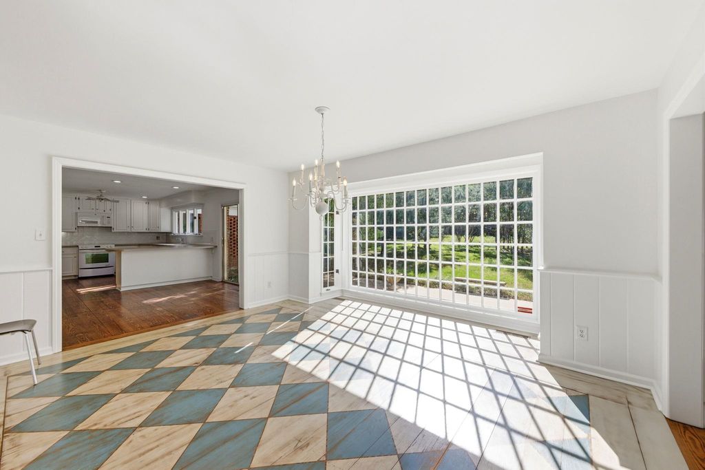 Image 18 of property listing at 3415 WOODLEY Road, Tallahassee, FL 32312