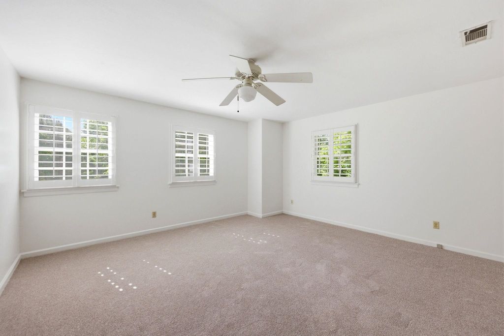 Image 41 of property listing at 3415 WOODLEY Road, Tallahassee, FL 32312