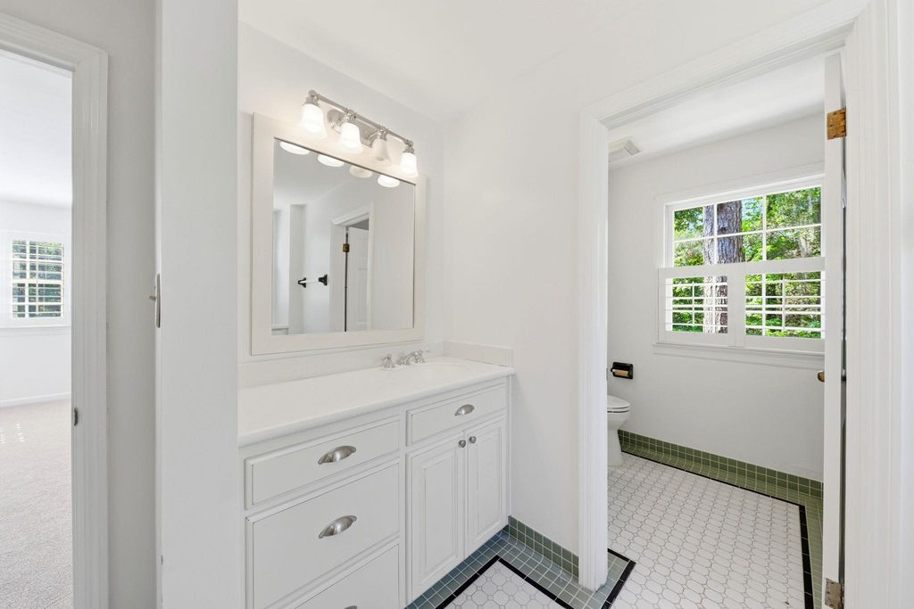 Image 49 of property listing at 3415 WOODLEY Road, Tallahassee, FL 32312