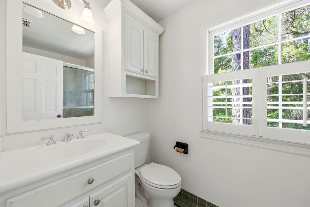 Image 50 of property listing at 3415 WOODLEY Road, Tallahassee, FL 32312