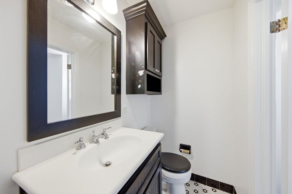 Image 51 of property listing at 3415 WOODLEY Road, Tallahassee, FL 32312