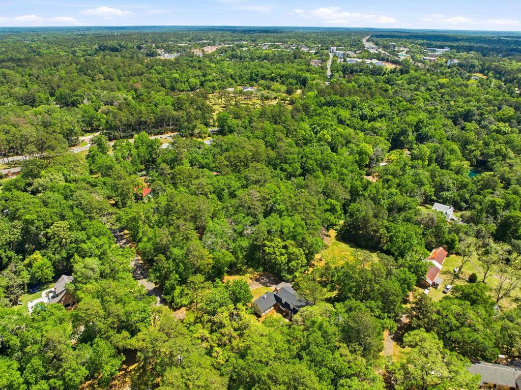 Image 61 of property listing at 3415 WOODLEY Road, Tallahassee, FL 32312