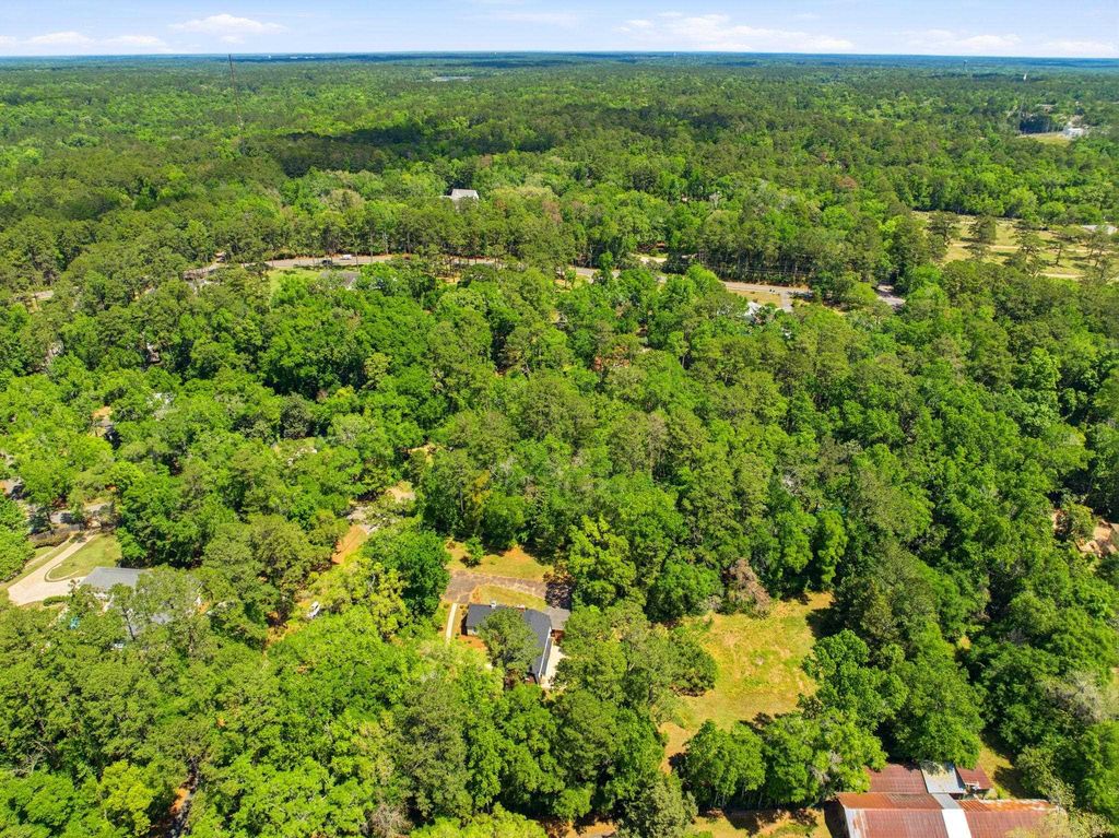 Image 62 of property listing at 3415 WOODLEY Road, Tallahassee, FL 32312