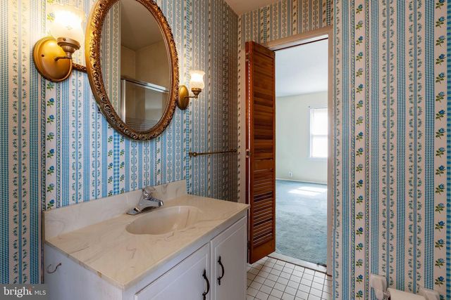 30 COOPER AVE, Marlton, NJ 08053