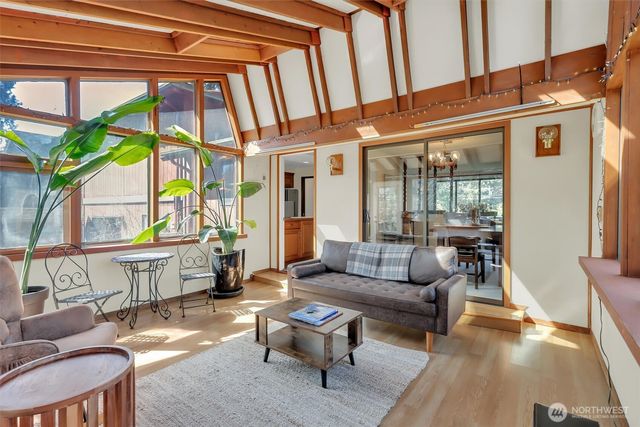 14005 20th Place W, Lynnwood, WA 98087