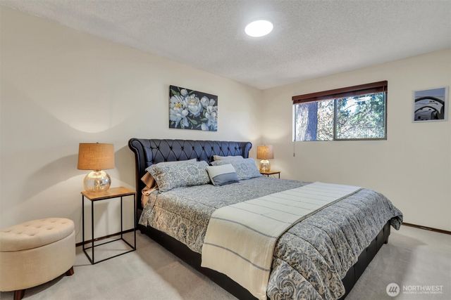 14005 20th Place W, Lynnwood, WA 98087