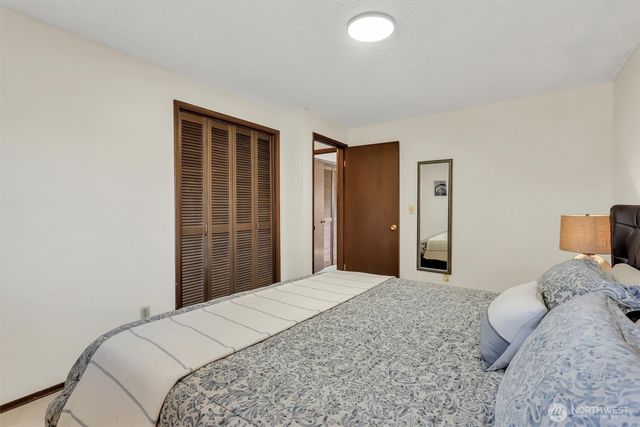 14005 20th Place W, Lynnwood, WA 98087