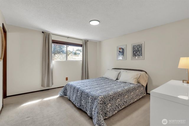 14005 20th Place W, Lynnwood, WA 98087