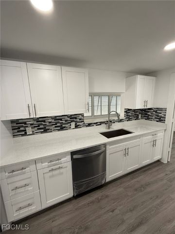 14703 Tea Party LN, North Fort Myers, FL 33917