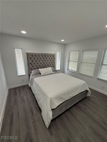 14703 Tea Party LN, North Fort Myers, FL 33917