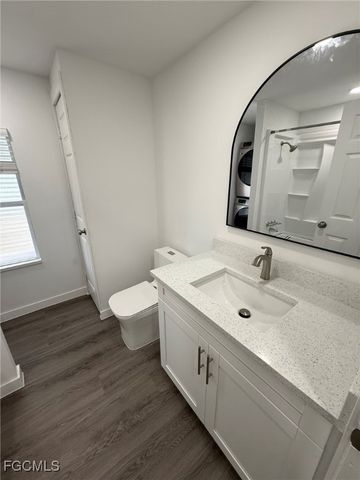 14703 Tea Party LN, North Fort Myers, FL 33917