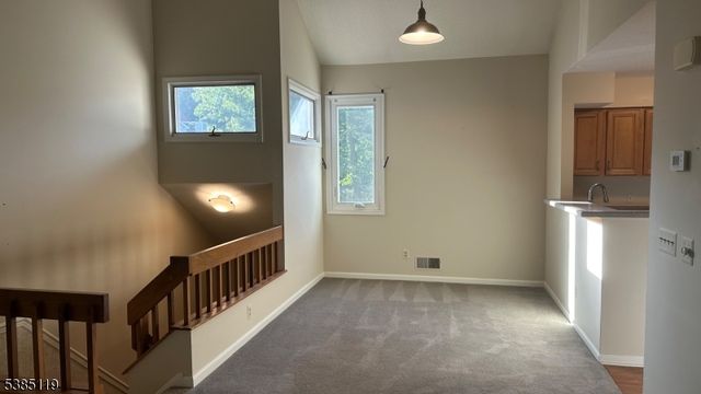 14 Red Oak Ter, Jefferson Twp., NJ 07438