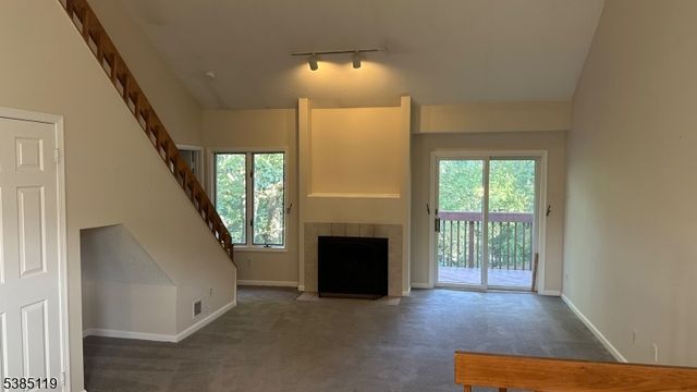 14 Red Oak Ter, Jefferson Twp., NJ 07438