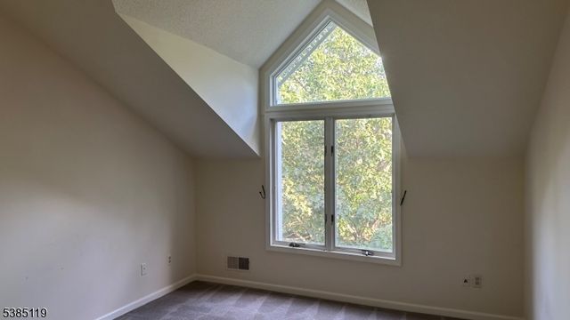 14 Red Oak Ter, Jefferson Twp., NJ 07438