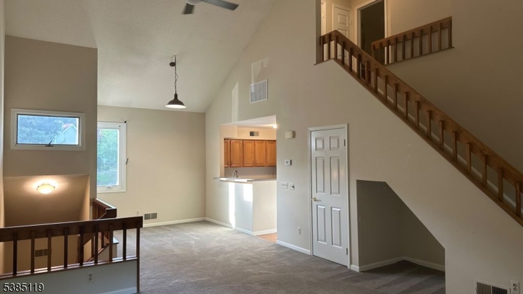 14 Red Oak Ter, Jefferson Twp., NJ 07438