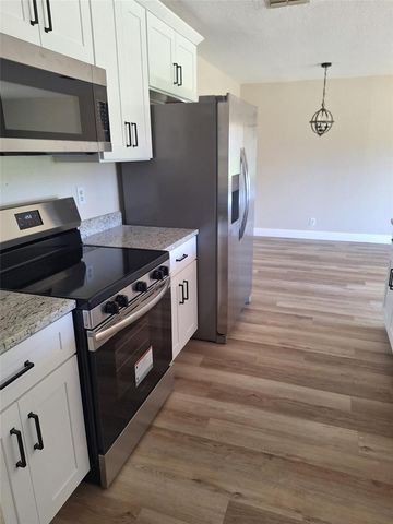 1350 GLENGARRY DRIVE, Palm Harbor, FL 34684