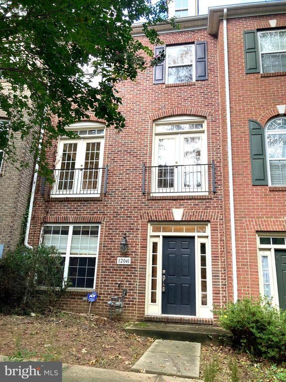 12041 OVERBRIDGE LN, Fairfax, VA 22030