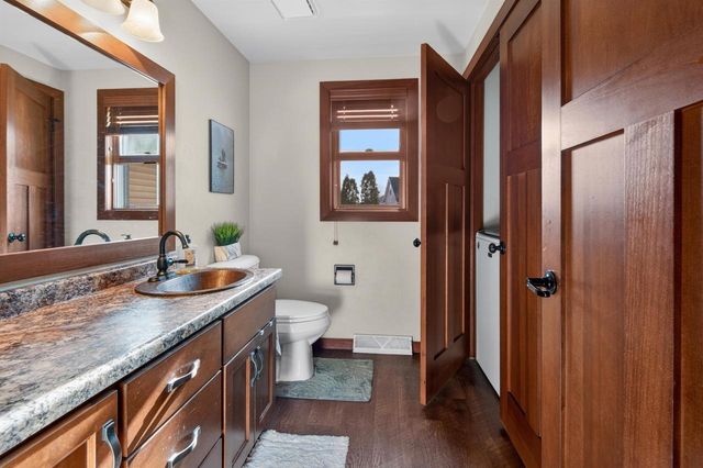 253 DESPLAINE ROAD, De Pere, WI 54115