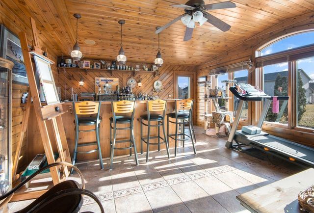 253 DESPLAINE ROAD, De Pere, WI 54115