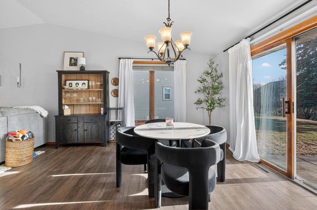 253 DESPLAINE ROAD, De Pere, WI 54115