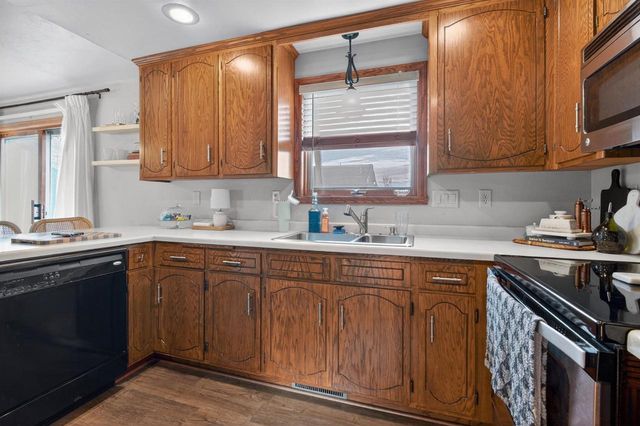 253 DESPLAINE ROAD, De Pere, WI 54115