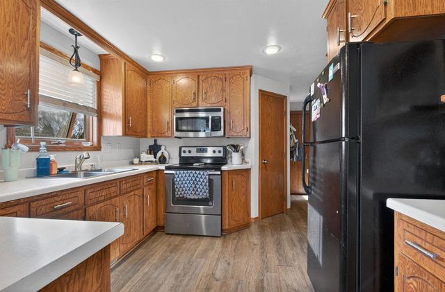 253 DESPLAINE ROAD, De Pere, WI 54115