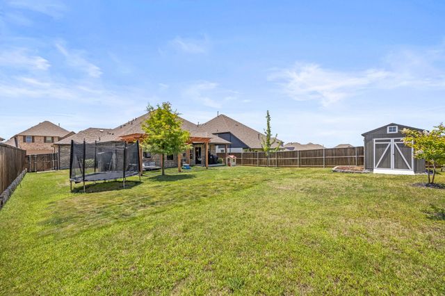 210 Highedge Drive, Fate, TX 75087