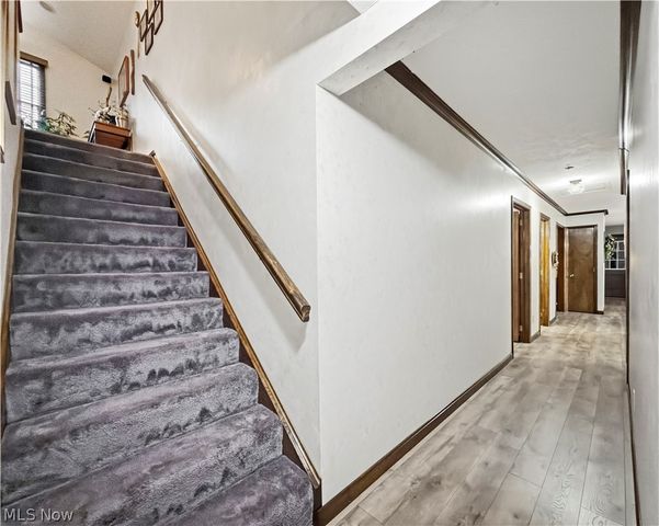 2943 Forest Avenue, Niles, OH 44446