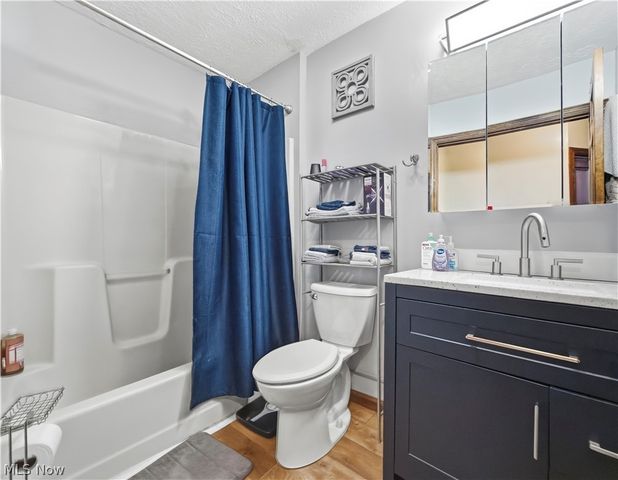 2943 Forest Avenue, Niles, OH 44446