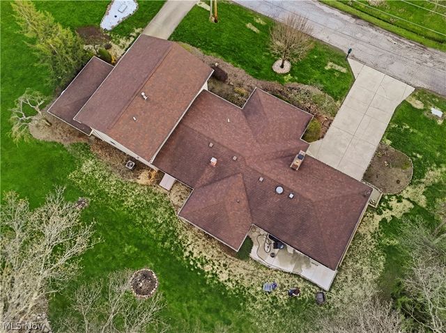 2943 Forest Avenue, Niles, OH 44446