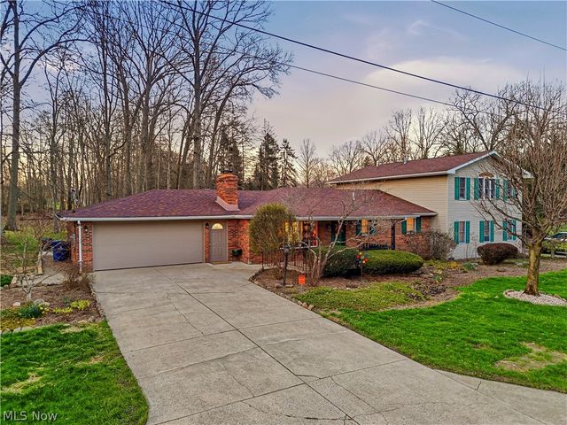 2943 Forest Avenue, Niles, OH 44446