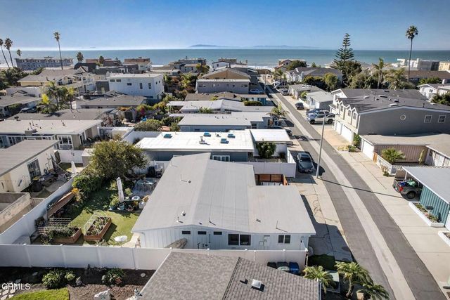 1040 Dover Lane, Ventura, CA 93001