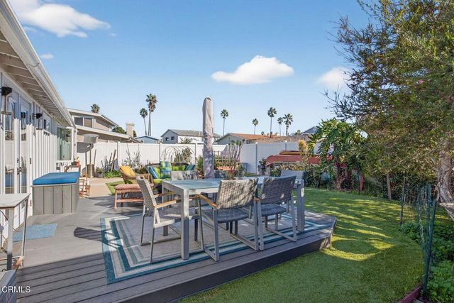1040 Dover Lane, Ventura, CA 93001